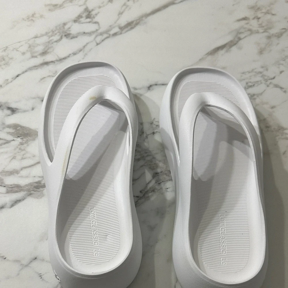 Low Classic Stylish White Sandals for Women Size 7
